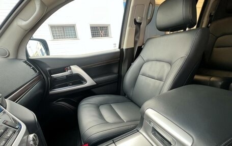Toyota Land Cruiser 200, 2018 год, 18 500 000 рублей, 22 фотография