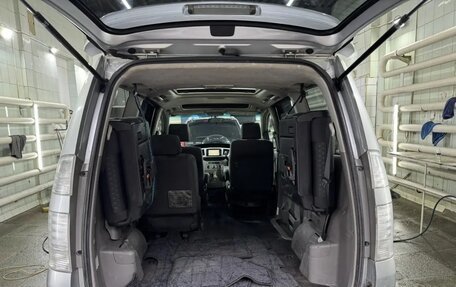 Toyota Voxy II, 2002 год, 715 000 рублей, 23 фотография