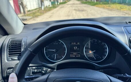 Skoda Octavia, 2011 год, 830 000 рублей, 7 фотография
