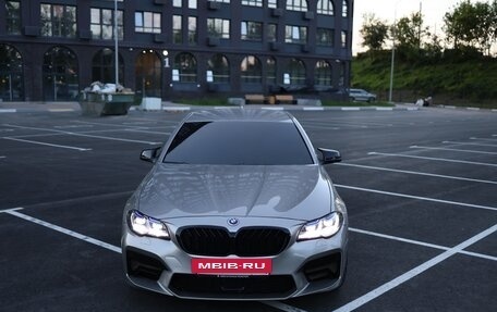 BMW 5 серия, 2012 год, 1 800 000 рублей, 11 фотография