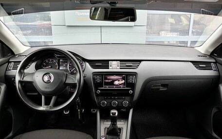 Skoda Octavia, 2018 год, 1 645 000 рублей, 8 фотография