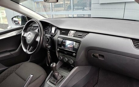 Skoda Octavia, 2018 год, 1 645 000 рублей, 6 фотография