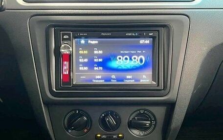 Skoda Rapid I, 2015 год, 1 150 000 рублей, 12 фотография