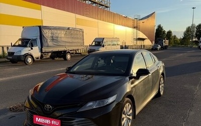 Toyota Camry, 2018 год, 2 300 000 рублей, 1 фотография