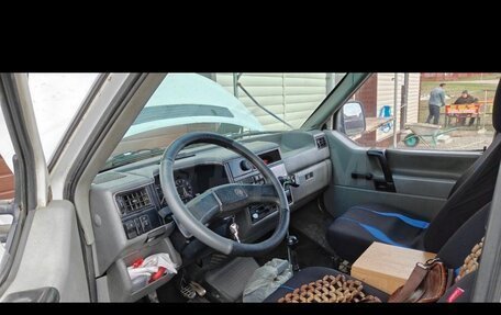 Volkswagen Transporter T4, 1993 год, 549 000 рублей, 4 фотография