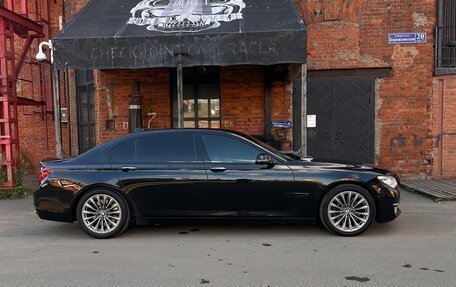 BMW 7 серия, 2013 год, 7 фотография