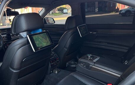 BMW 7 серия, 2013 год, 9 фотография