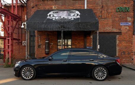 BMW 7 серия, 2013 год, 8 фотография