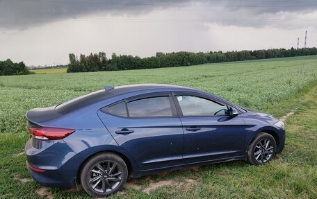 Hyundai Elantra VI рестайлинг, 2018 год, 1 698 000 рублей, 4 фотография
