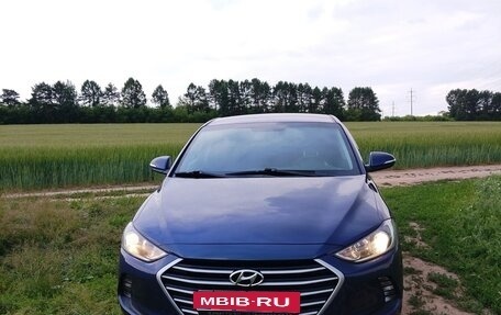 Hyundai Elantra VI рестайлинг, 2018 год, 1 698 000 рублей, 15 фотография