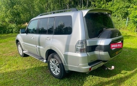 Mitsubishi Pajero IV, 2019 год, 3 200 000 рублей, 5 фотография