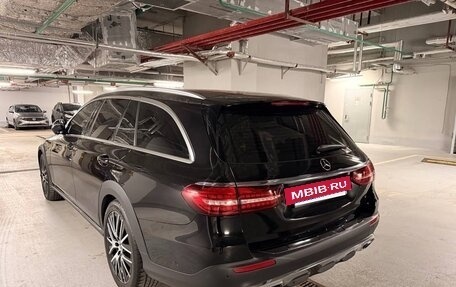 Mercedes-Benz E-Класс, 2022 год, 6 900 000 рублей, 5 фотография