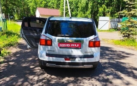 Chevrolet Orlando I, 2012 год, 1 500 000 рублей, 4 фотография