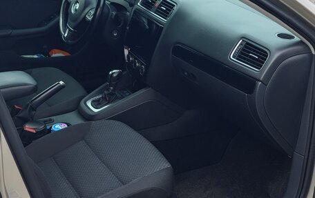 Volkswagen Jetta VI, 2012 год, 1 150 000 рублей, 7 фотография