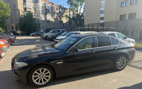 BMW 5 серия, 2012 год, 2 600 000 рублей, 4 фотография