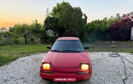Mazda 323, 1990 год, 300 000 рублей, 2 фотография