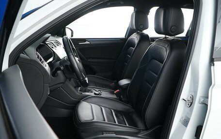 Volkswagen Tiguan II, 2021 год, 3 899 046 рублей, 12 фотография