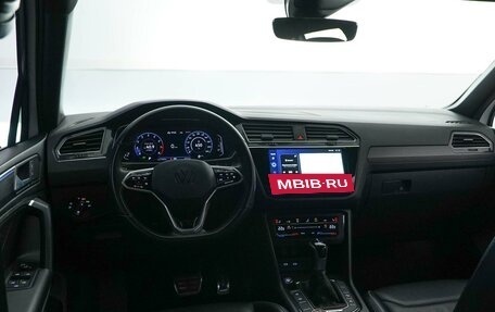 Volkswagen Tiguan II, 2021 год, 3 899 046 рублей, 8 фотография