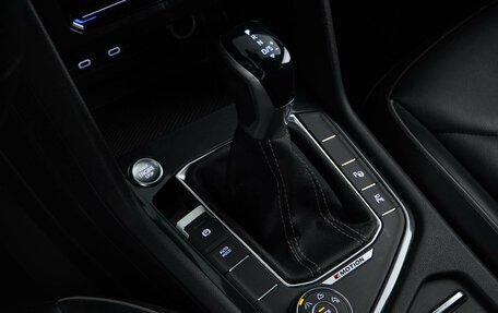 Volkswagen Tiguan II, 2021 год, 3 899 046 рублей, 21 фотография
