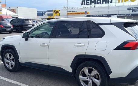 Toyota RAV4, 2020 год, 3 225 000 рублей, 4 фотография