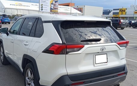 Toyota RAV4, 2020 год, 3 225 000 рублей, 3 фотография