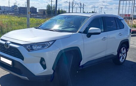 Toyota RAV4, 2020 год, 3 225 000 рублей, 9 фотография