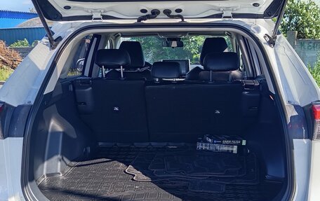 Toyota RAV4, 2020 год, 3 225 000 рублей, 12 фотография