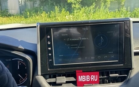 Toyota RAV4, 2020 год, 3 225 000 рублей, 15 фотография