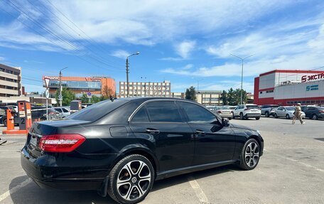 Mercedes-Benz E-Класс, 2011 год, 1 230 000 рублей, 4 фотография
