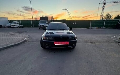 BMW 3 серия, 2002 год, 800 000 рублей, 11 фотография