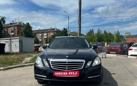 Mercedes-Benz E-Класс, 2011 год, 1 230 000 рублей, 3 фотография