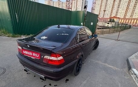 BMW 3 серия, 2002 год, 800 000 рублей, 16 фотография