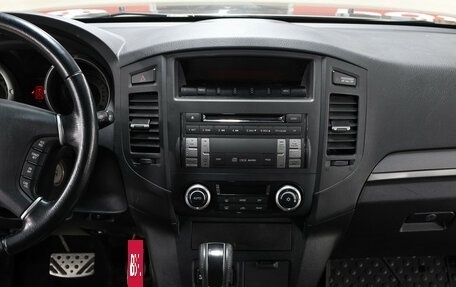 Mitsubishi Pajero IV, 2011 год, 2 177 000 рублей, 16 фотография