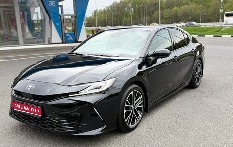 Toyota Camry, 2024 год, 4 400 000 рублей, 1 фотография