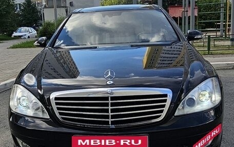 Mercedes-Benz S-Класс, 2006 год, 1 700 000 рублей, 2 фотография