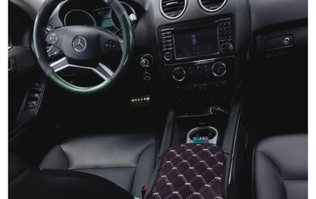 Mercedes-Benz M-Класс, 2010 год, 1 700 000 рублей, 9 фотография