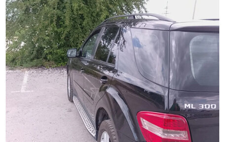 Mercedes-Benz M-Класс, 2010 год, 1 700 000 рублей, 4 фотография