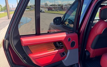 Land Rover Range Rover IV рестайлинг, 2018 год, 6 200 000 рублей, 9 фотография