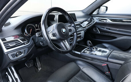 BMW 7 серия, 2018 год, 4 649 000 рублей, 17 фотография