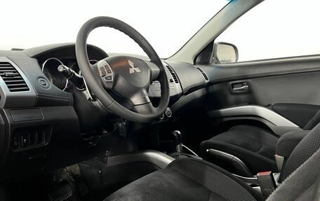 Mitsubishi Outlander III рестайлинг 3, 2012 год, 1 350 000 рублей, 10 фотография