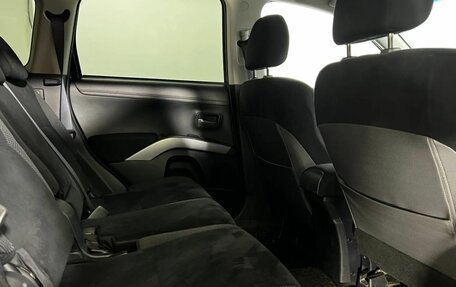 Mitsubishi Outlander III рестайлинг 3, 2012 год, 1 350 000 рублей, 12 фотография