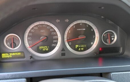 Volvo XC90 II рестайлинг, 2010 год, 1 270 000 рублей, 13 фотография
