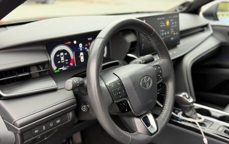 Toyota Camry, 2024 год, 4 400 000 рублей, 10 фотография