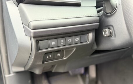 Toyota Camry, 2024 год, 4 400 000 рублей, 11 фотография