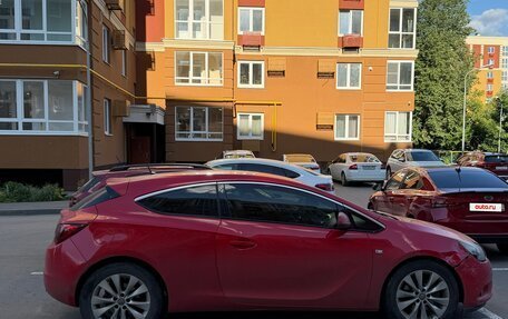 Opel Astra J, 2012 год, 570 000 рублей, 2 фотография