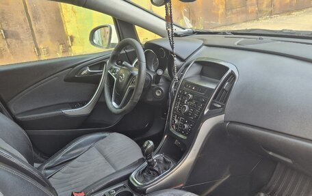 Opel Astra J, 2012 год, 409 000 рублей, 11 фотография