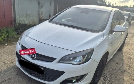 Opel Astra J, 2012 год, 409 000 рублей, 4 фотография