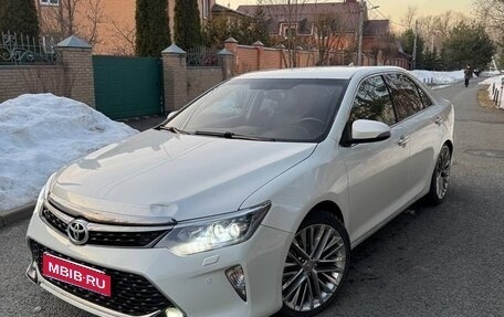 Toyota Camry, 2016 год, 1 600 000 рублей, 1 фотография