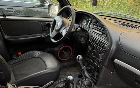 Chevrolet Niva I рестайлинг, 2012 год, 600 000 рублей, 9 фотография