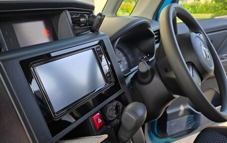 Toyota Roomy I, 2021 год, 1 200 000 рублей, 10 фотография